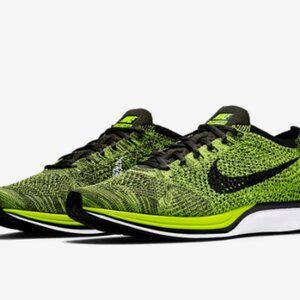 Nike Flyknit Racers Neon Green Black "Volt" Women sz 6